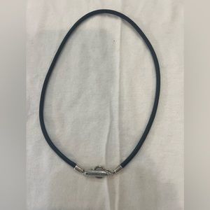 SLANE & SLANE leather necklace with sterling silver clasp